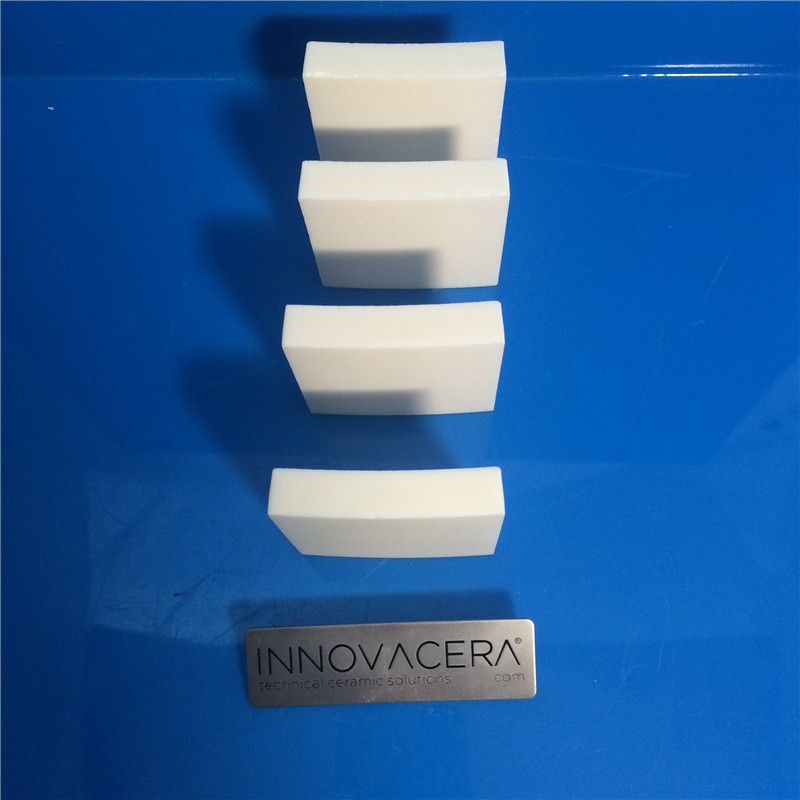 Alumina Wear Resisting Plates